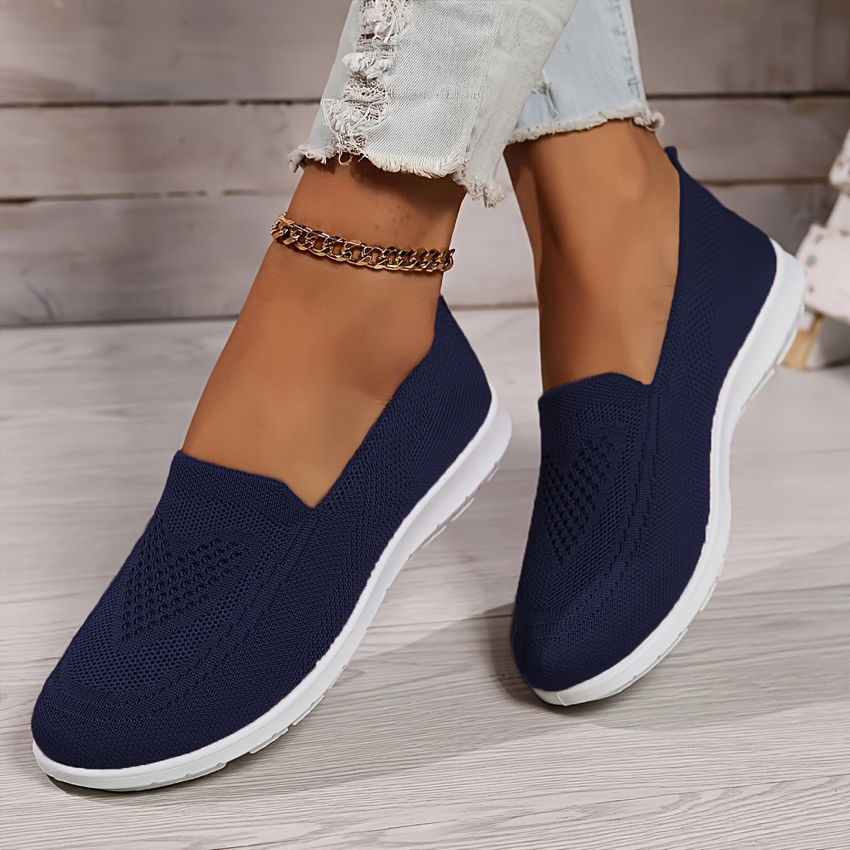 Women's Lightweight Slip-On Knit Sneakers for Daily Comfort