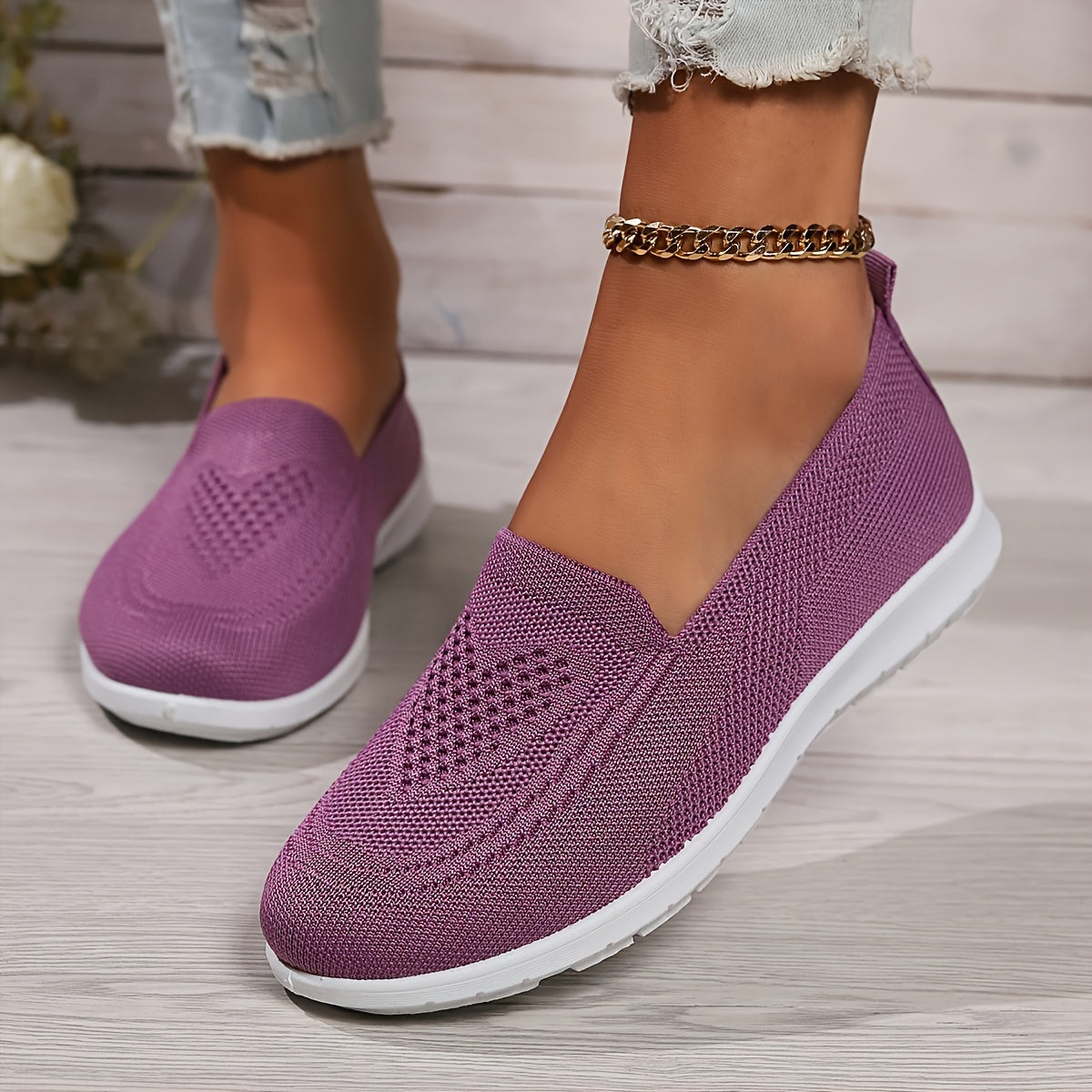 Women's Lightweight Slip-On Knit Sneakers for Daily Comfort