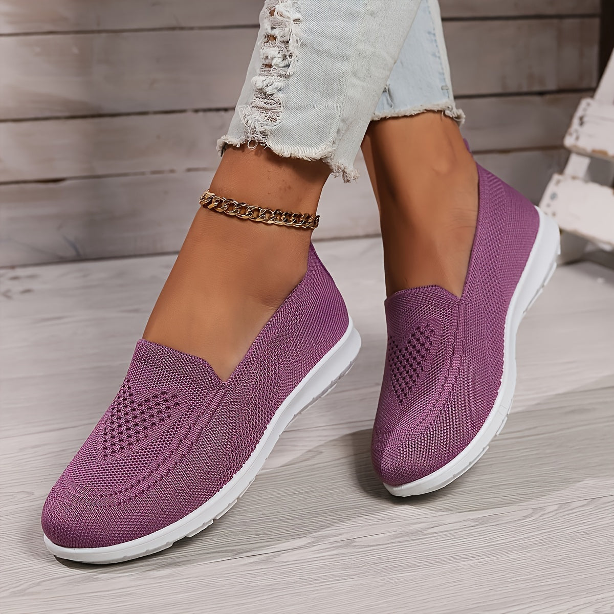 Women's Lightweight Slip-On Knit Sneakers for Daily Comfort