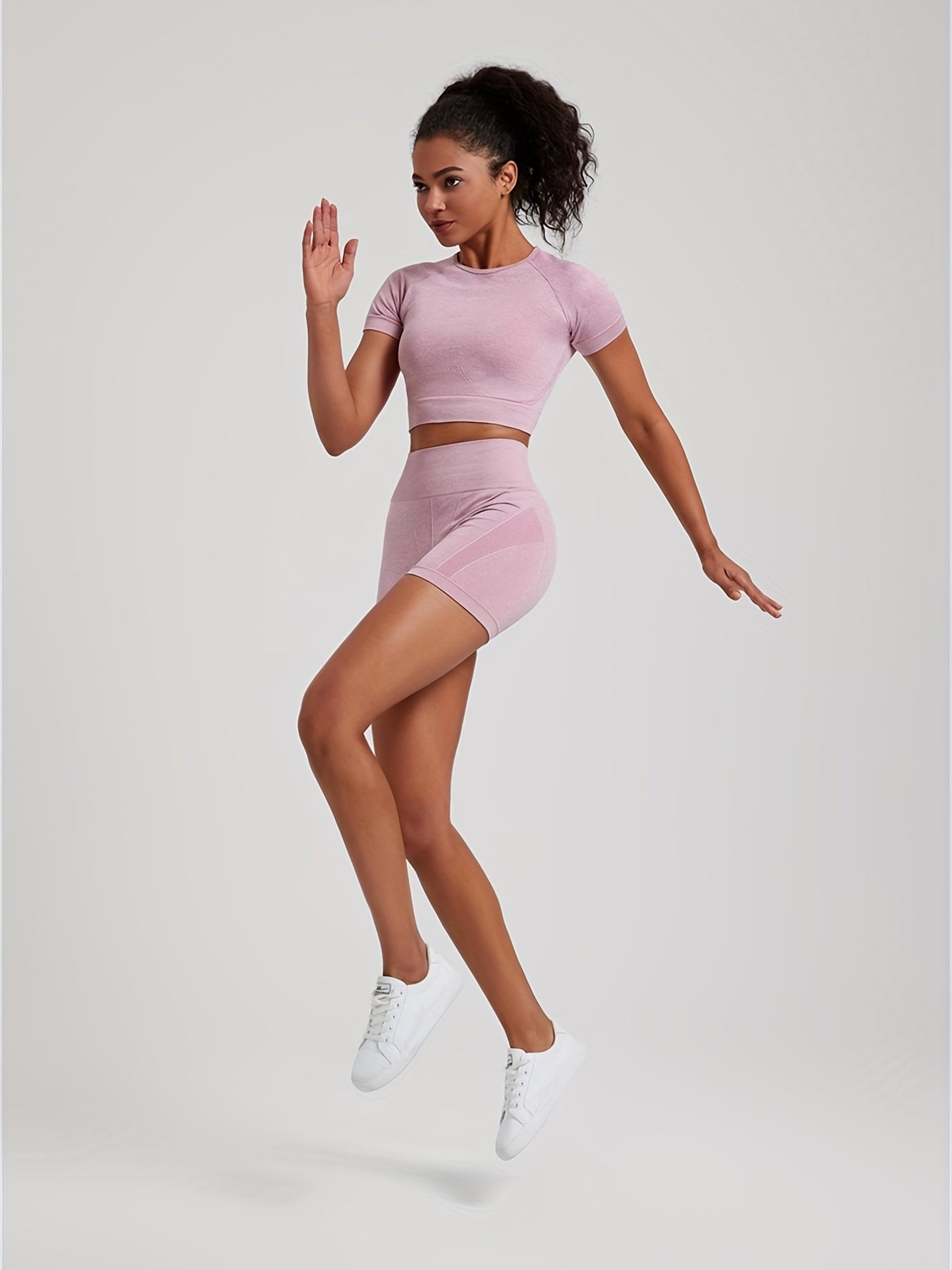 Women's 2-Piece Activewear Set with Seamless Yoga and High-Waisted Fitness Shorts