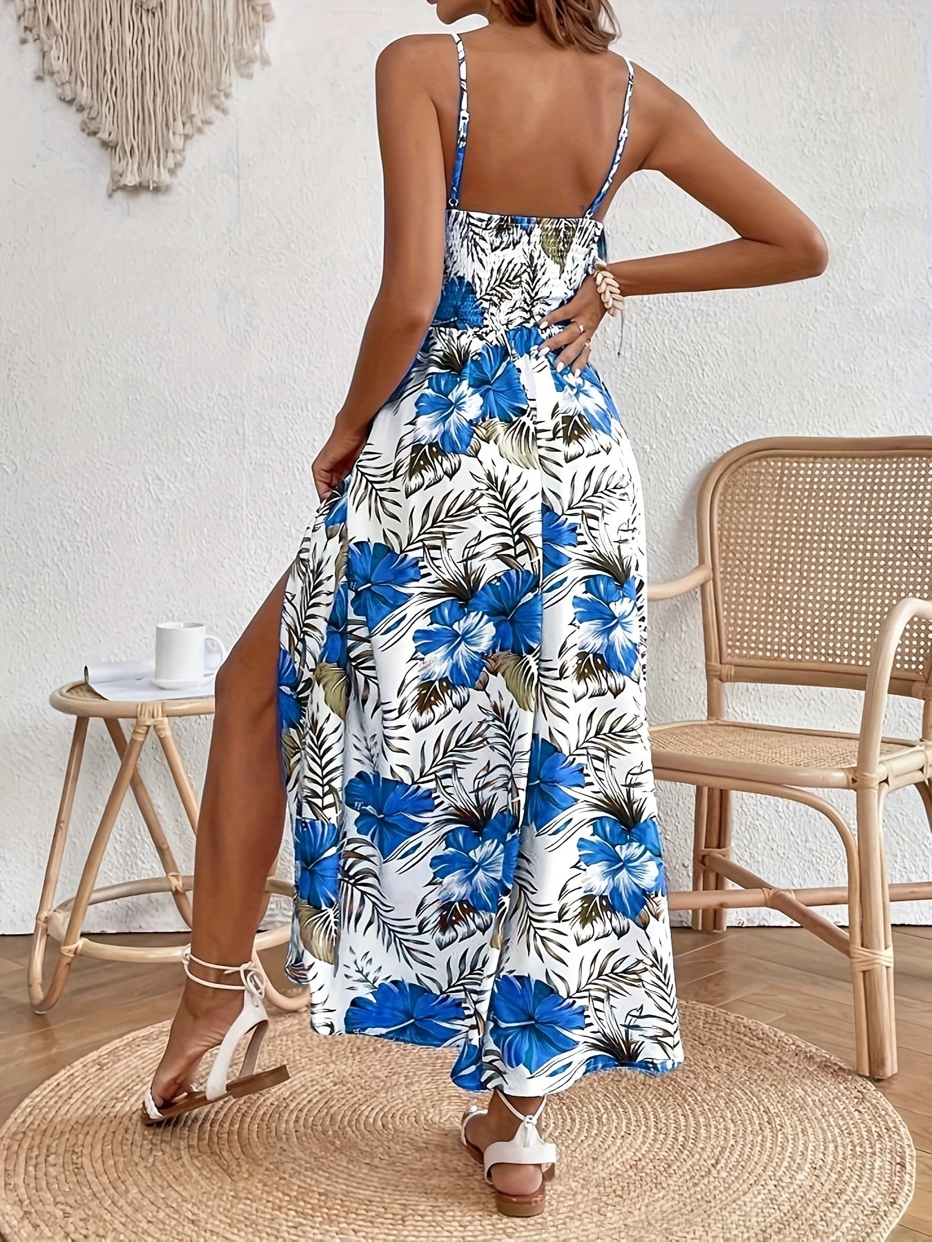 Elegant Floral Dress with Spaghetti Straps and Slit