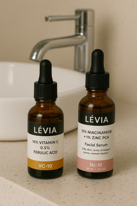🌿 Vitamin C + Niacinamide Brightening Serum