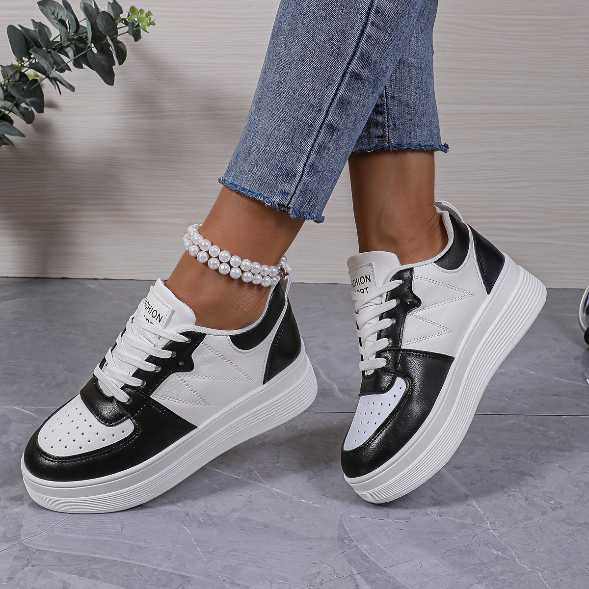 Women's Casual Comfortable Platform Sneakers for Outdoor Use