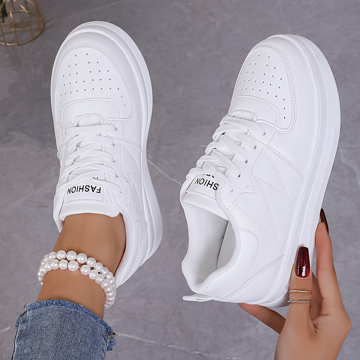 Women's Casual Comfortable Platform Sneakers for Outdoor Use